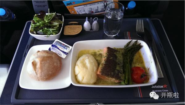 飞机延误不回家的理由,飞机延误真是一种折磨