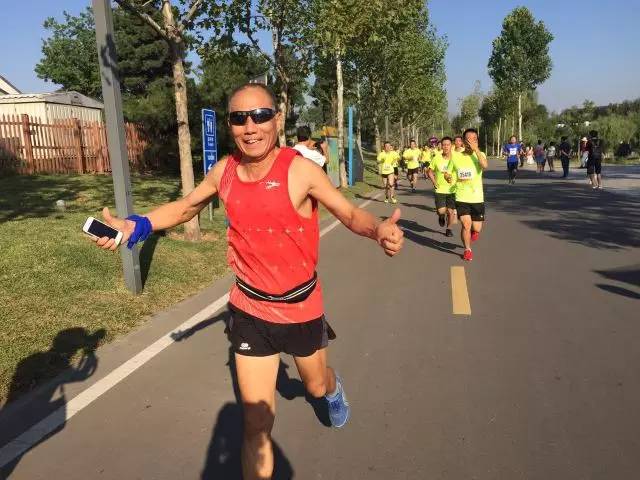 马拉松赛李宁视频,2015李宁10公里路跑联赛