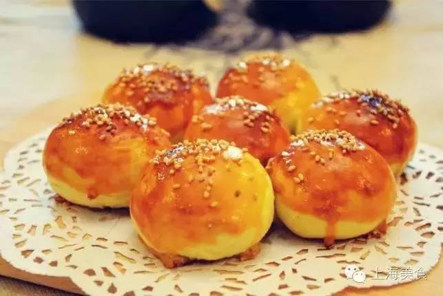 上海本地人吃的鲜肉月饼,上海这些老字号里的鲜肉月饼