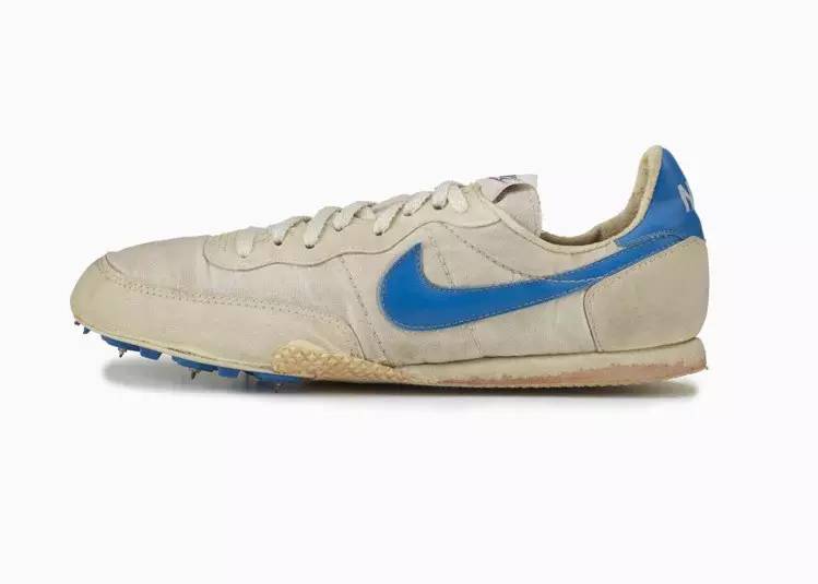 yeezy和nmd哪个舒服,yeezy会不会走nmd的老路