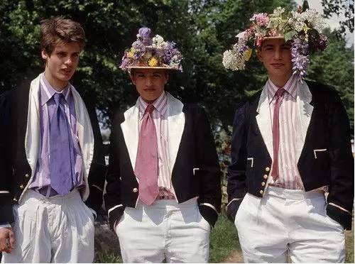 校服装嫩,减龄穿什么衣服好看学生