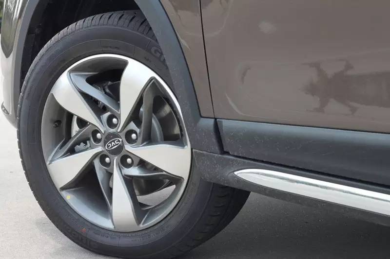 容易驾驶好操作的车,江淮瑞风s3配置价格试驾视频