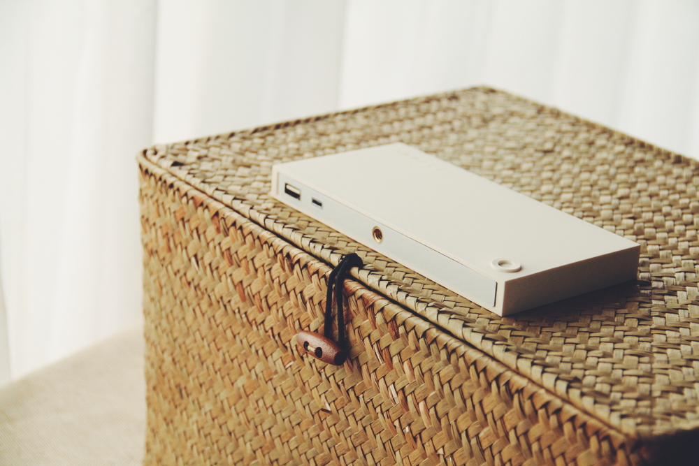 文艺范二，能美颜的移动电源什么样？