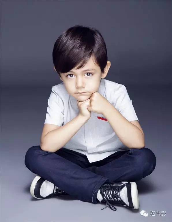 色赏|搞基、演伟人、抢沙发，可以，这很刘火华