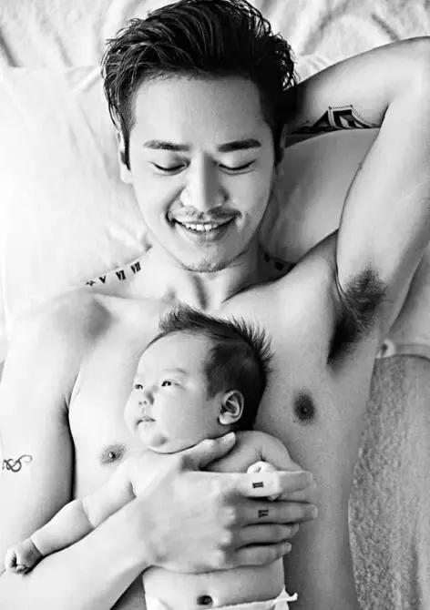 董璇和女儿的最新照片,董璇和女儿全照