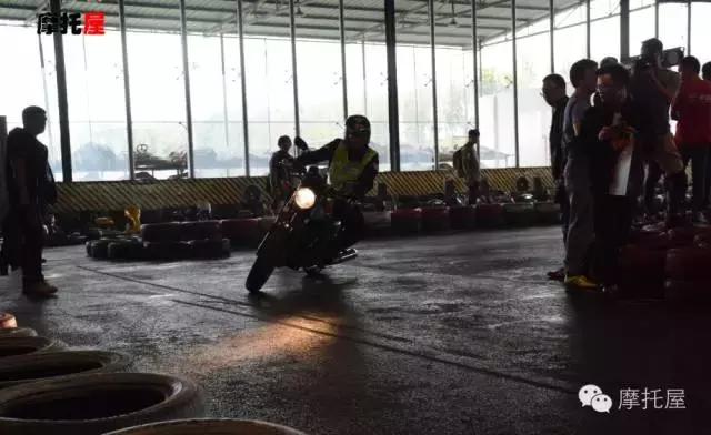 guzziv7浼樻儬,guzziv7璇曢┚