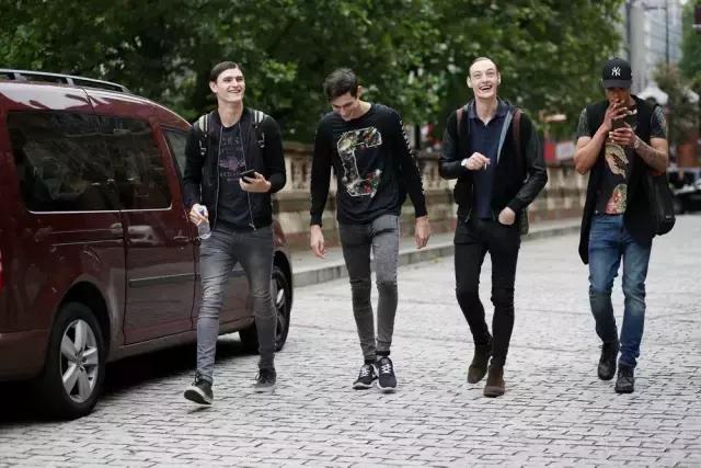 男士体重80公斤穿衣搭配,男士穿衣技巧与衣品