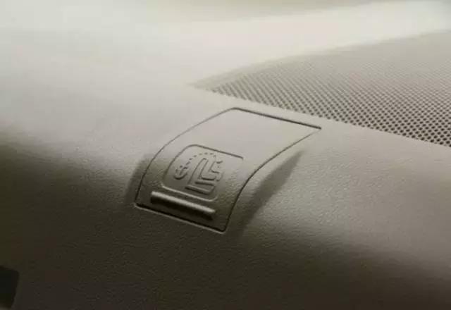 安全座椅接口是一样大吗,安全座椅的接口是通用的吗