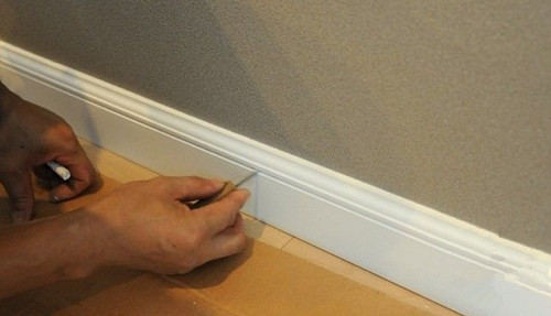 踢脚线什么时候安装,踢脚线什么时候安装合适铝合金