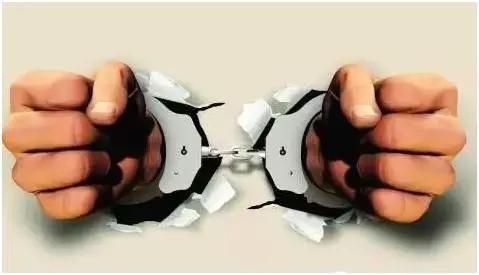 atm机向同行他人转账能实时到账吧,atm机给本行他人转账多久到账