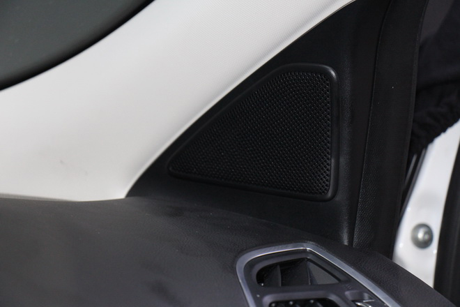 金湾区福特翼虎汽车音响改装,深圳汽车音响改装罗湖