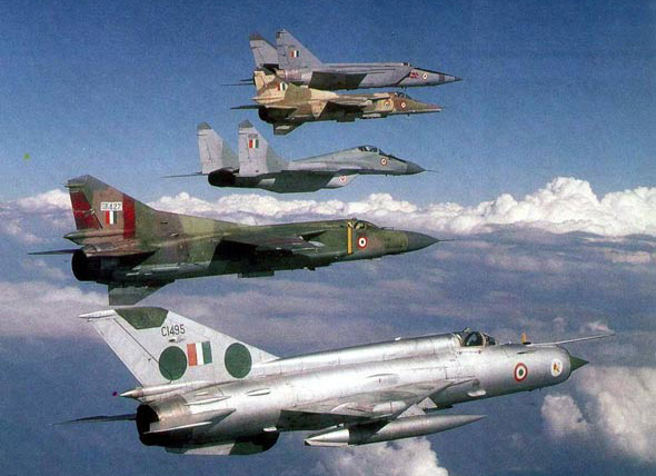 这国曾与美军称兄道弟一水美式装备，如今被冷漠后中国仍然力挺！