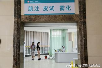 注射头孢后仍然发烧,注射头孢后第二天长皮疹