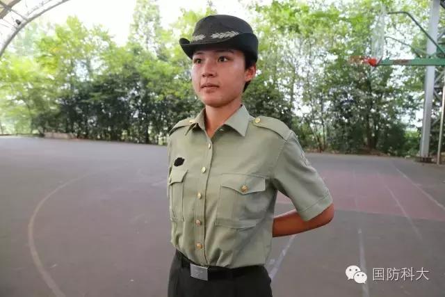 萌漫话女兵，女学霸的从军梦缘来如此