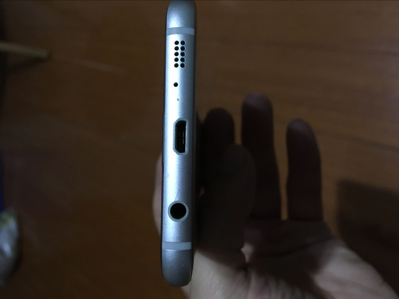 二手九成新国行三星s7edge价格,三星二手s7edge价格最低多少钱