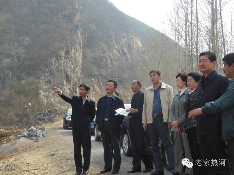 鞍匠黑沟门，美的不成样子