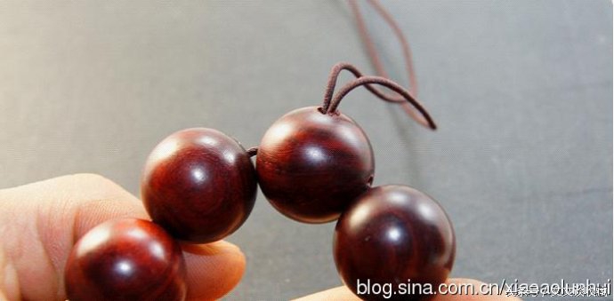 单股弹力绳手串收尾打结图解,穿手串的方法视频教程