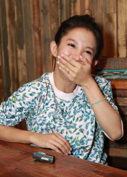 26岁郭书瑶婉拒香港富二*开代**百万伴游，谢绝台湾富商天价饭局