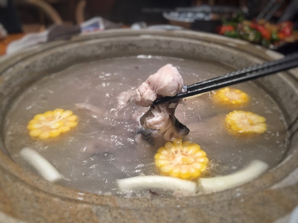 石锅鱼里面什么重要,石锅鱼的根源