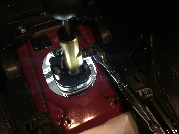 拯救MT-82手动变速箱灵魂-野马MGW拨档器+透气壶安装