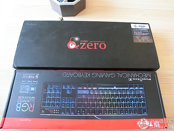 国产轴请继续努力!曜越TteSPORTS波塞冬ZRGB背光机械键盘评测