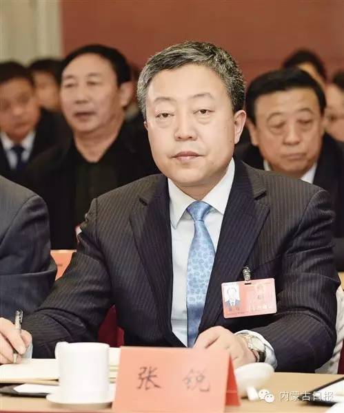 如何将“供给侧结构性改革”落到实处？代表委员来支招儿｜关于金融、服务、教育，他们也有不少金点子