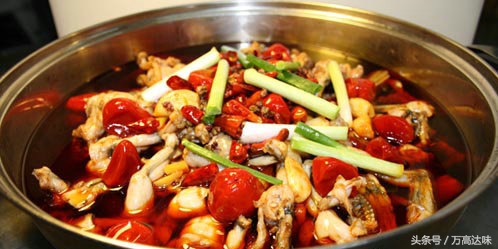 自制美蛙火锅,自制美蛙鱼底料