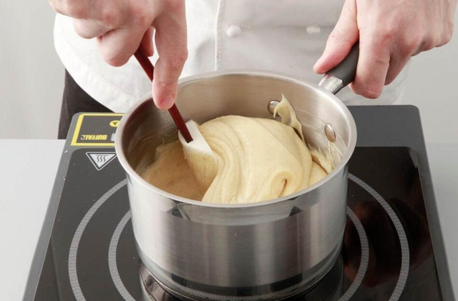 口感偏硬微酸的奶油是怎么做的,什么是淡奶油的制作方法