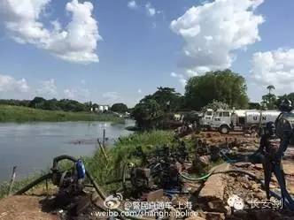 南苏丹维和故事：拯救“总指挥”“鸡毛信”营地捣乱的狒狒