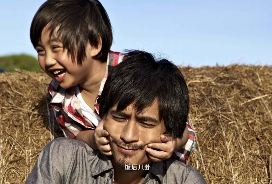 周渝民花泽类帅气瞬间,周渝民评价花泽类