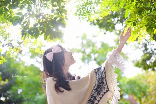 你是人生的最美，我愿意接受每一个足迹