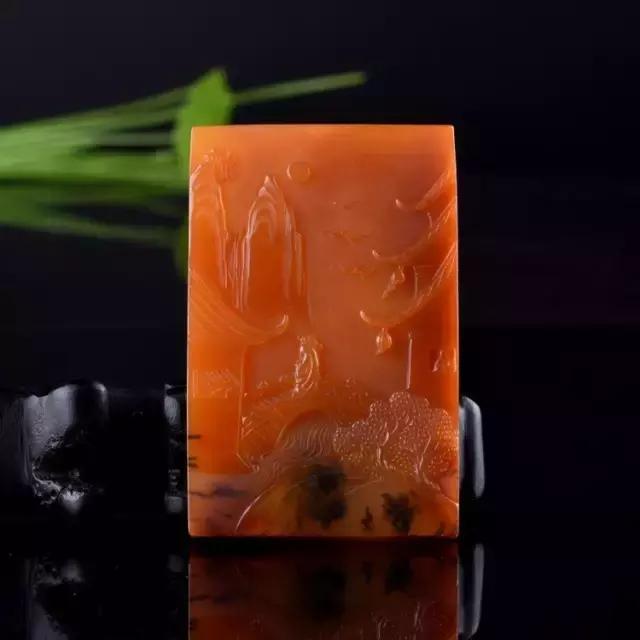 黄龙玉里边有亮点,黄龙玉为何备受追捧