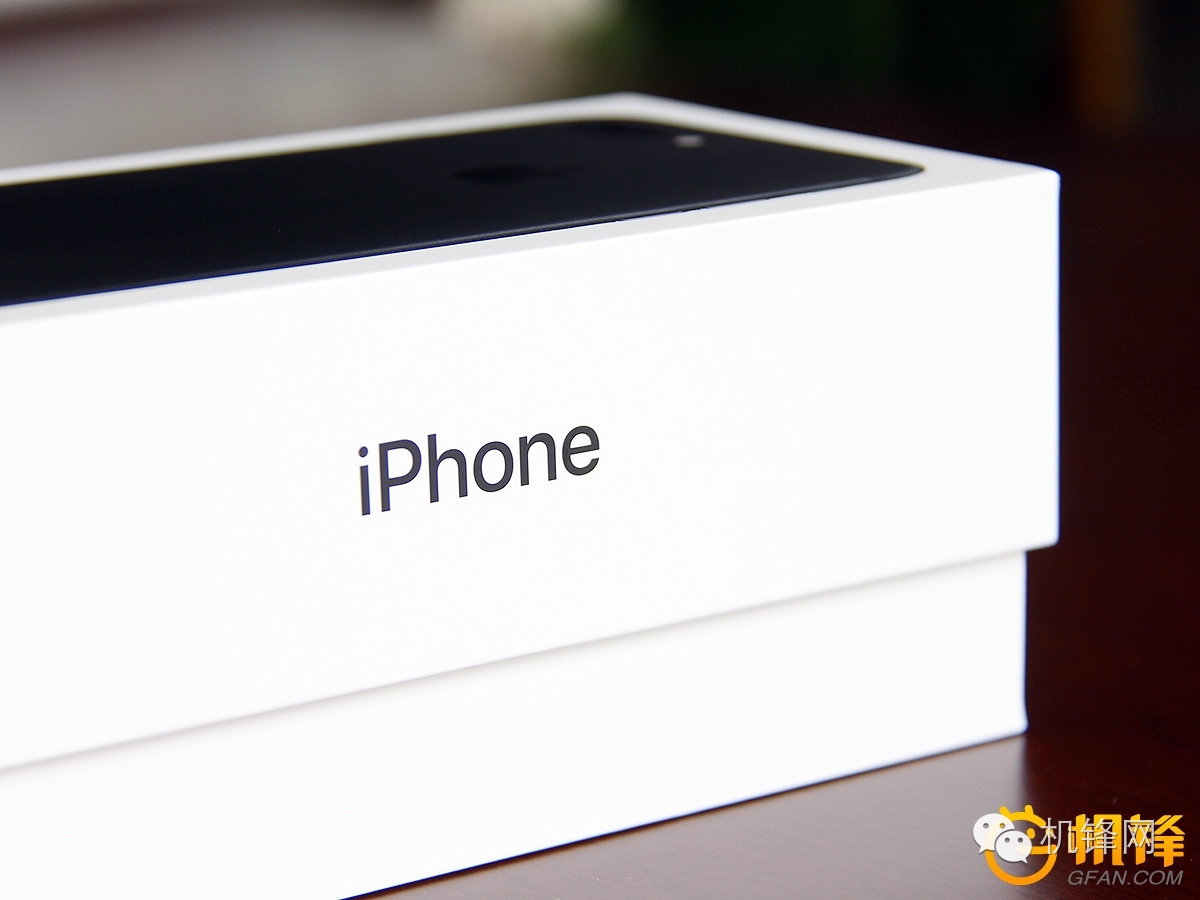 苹果7plus开箱全新亮黑色,iphone7plus开箱磨砂黑