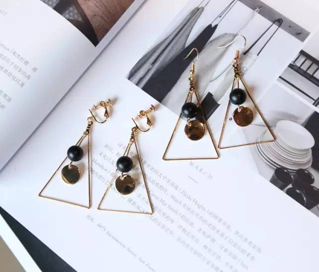 今年最火的耳环珍珠系列,今年最时尚最流行的耳环