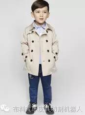 橙色风衣外套女中长款如何搭配,橄榄绿风衣搭配什么颜色的风衣