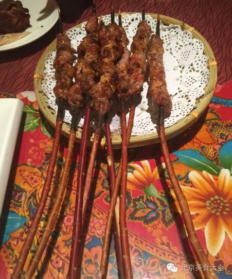 超级好吃的特色烤串,好吃到爆汁的烤串