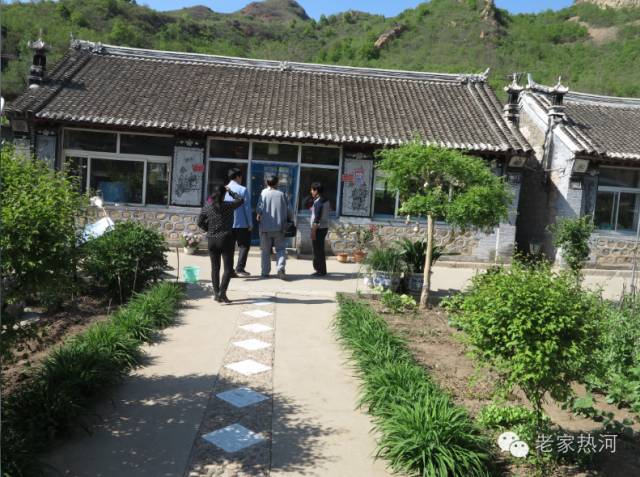 鞍匠黑沟门，美的不成样子