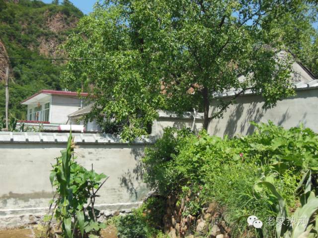 鞍匠黑沟门，美的不成样子