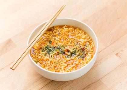 天天吃方便面身体会有什么变化,天天吃方便面为什么还会胖