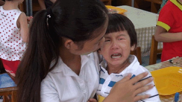 孩子上学焦虑怕老师怎么办,老师说孩子上学焦虑怎么办