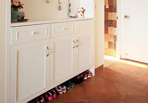 鞋柜超级臭,鞋柜老是臭烘烘怎么办