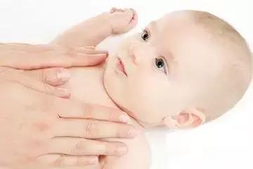 新生儿护理注意事项视频,新生儿护理1-15天的注意事项