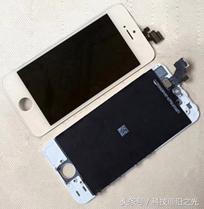 iphone屏幕不小心划了,iphone屏幕不小心摔碎了保修吗