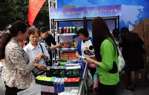 国庆来了完整视频,国庆来重庆从你的全世界路过