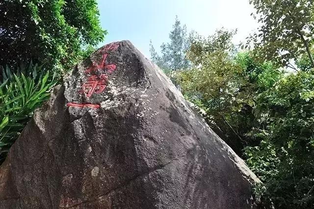 海南万宁国庆旅游攻略,万宁十大旅游必买品