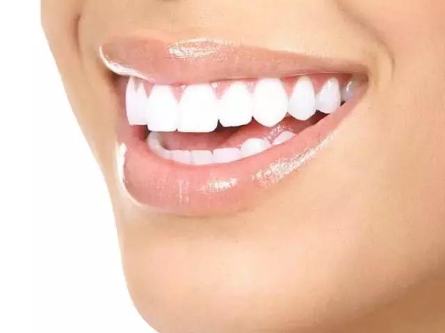 口腔医院洗牙感受,洗牙会损伤口腔内壁吗