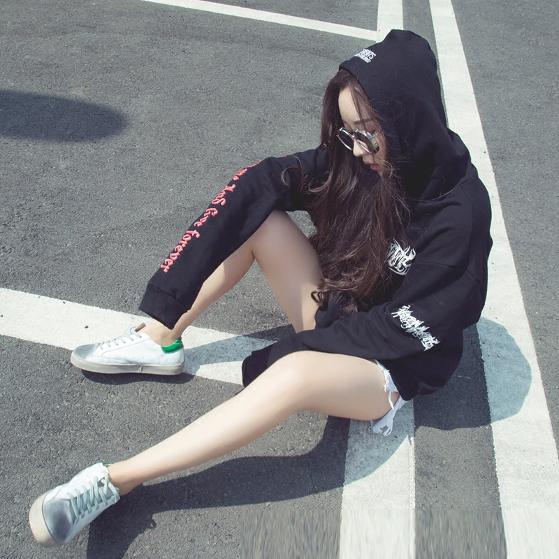 2020年最火的四套卫衣,今年流行的几款新款卫衣