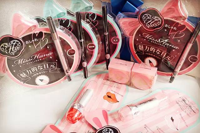 凯文老师推荐精华,学生党适合用的小众彩妆品牌