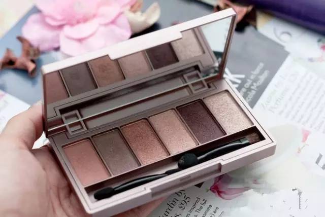 凯文老师推荐精华,学生党适合用的小众彩妆品牌