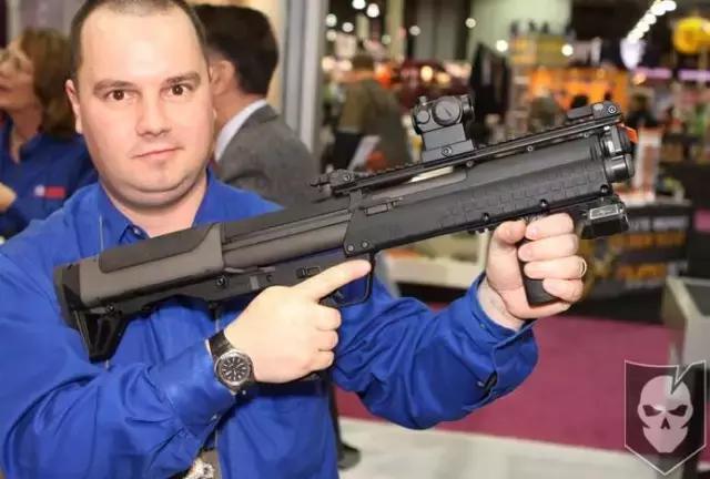 战术美学|《疾速追杀》的“枪械世界”